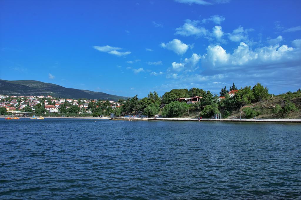 Apartmani Orhideja กอร์นยิ คาริน ภายนอก รูปภาพ