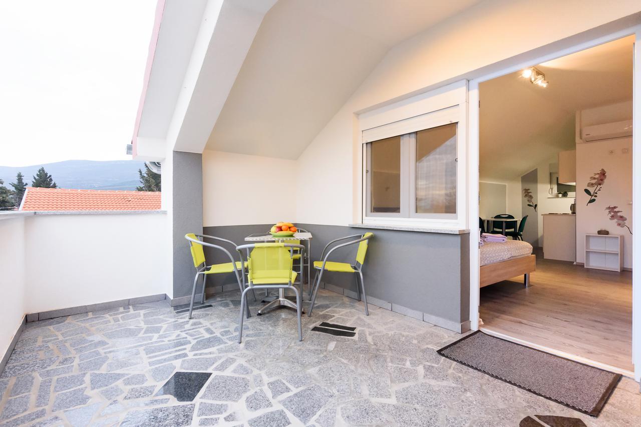 Apartmani Orhideja กอร์นยิ คาริน ภายนอก รูปภาพ
