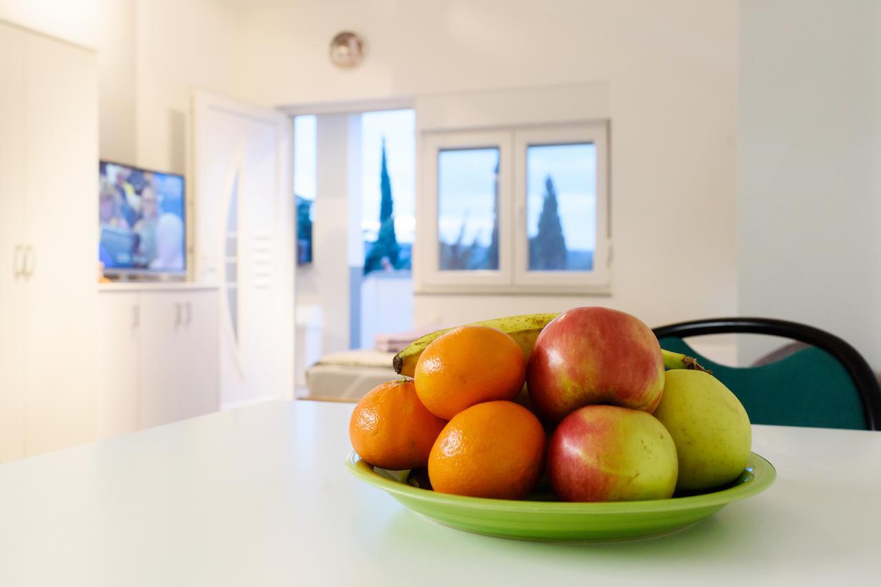 Apartmani Orhideja กอร์นยิ คาริน ภายนอก รูปภาพ
