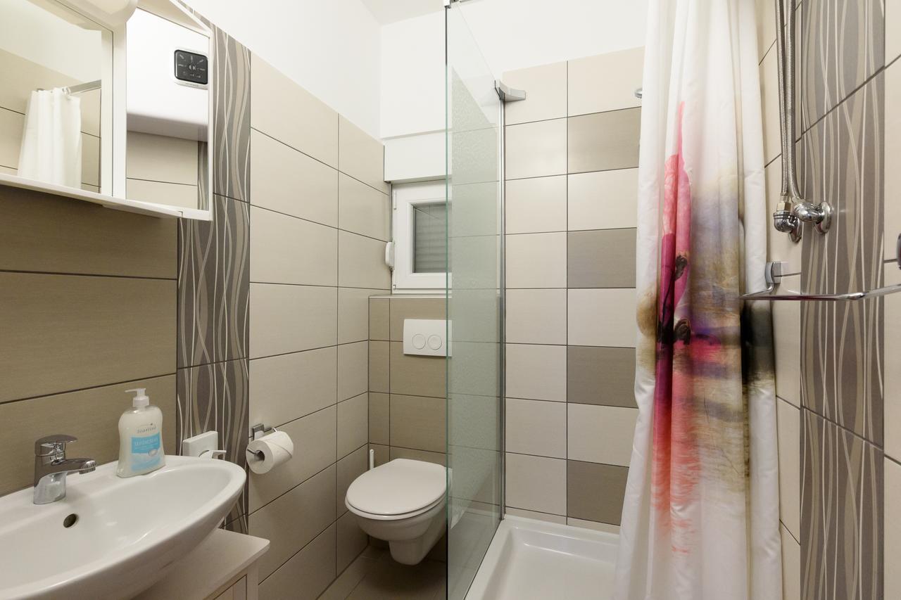 Apartmani Orhideja กอร์นยิ คาริน ภายนอก รูปภาพ