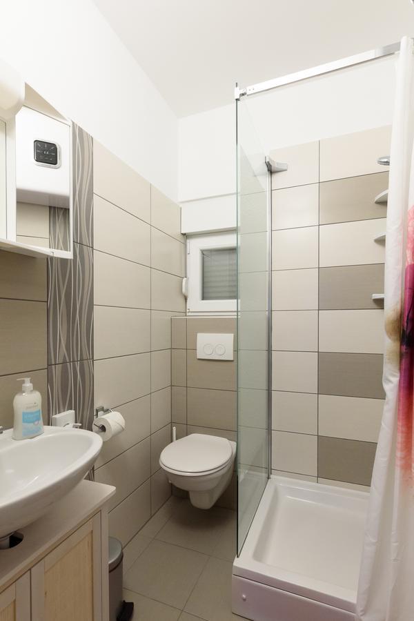 Apartmani Orhideja กอร์นยิ คาริน ภายนอก รูปภาพ